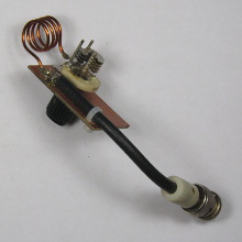 A parallel tuned circuit serves as a preselector.